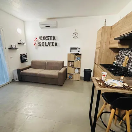 Costa Silvia Villaggio Frisaia Vue Imprenable Sur La Avec Piscine Apartament