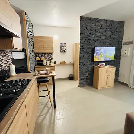 Costa Silvia Villaggio Frisaia Vue Imprenable Sur La Avec Piscine Apartament *