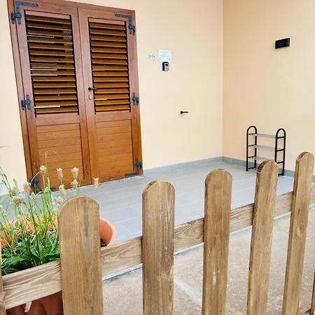 Costa Silvia Villaggio Frisaia Vue Imprenable Sur La Avec Piscine Apartament *